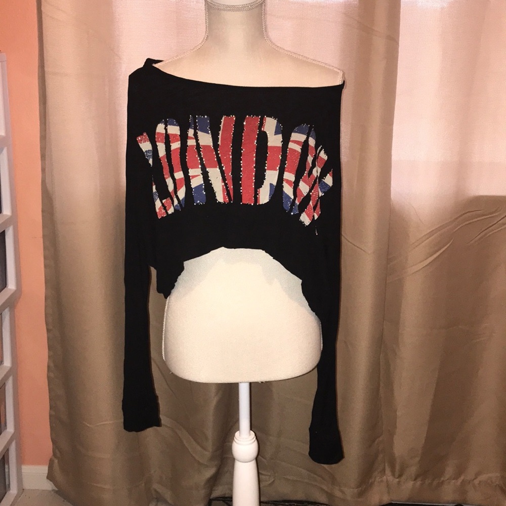 Forever 21 London crop top